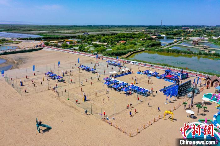 博斯腾湖畔体彩杯2024年全国沙滩排球巡回赛新疆