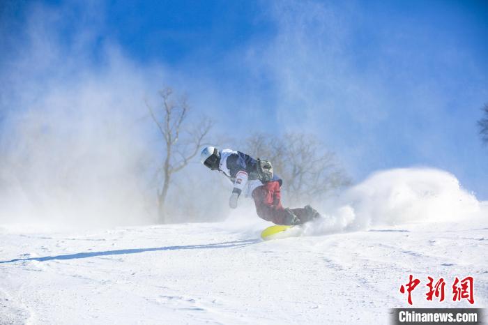 官方发布显示：吉林北大湖雪场新雪季开启新篇