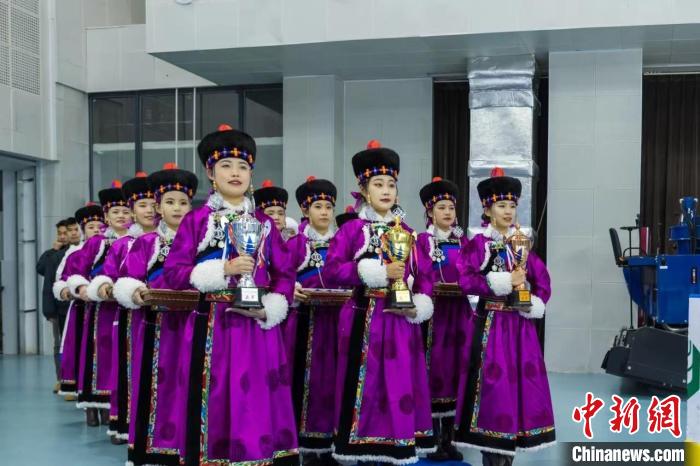 新春走基层：十四冬志愿者小雪团以青春点亮寒