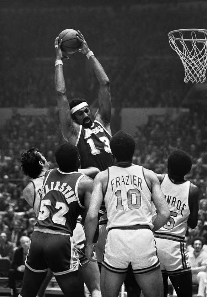 东契奇狂砍60分率湖人逆转热火 八连胜背后独行