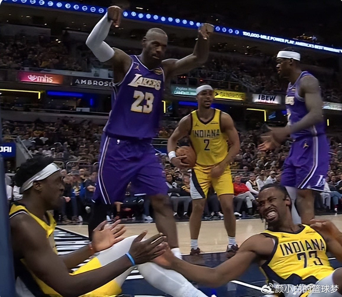 41岁詹姆斯隔扣胡夫+欧洲步晃晕西亚卡姆 湖人