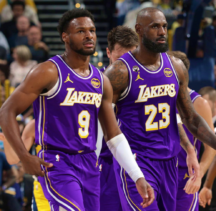 41岁詹姆斯隔扣胡夫+欧洲步晃晕西亚卡姆 湖人