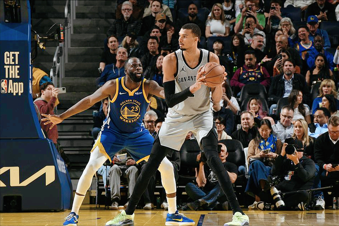 文班双40+10创历史纪录 防守数据碾压亚历山大