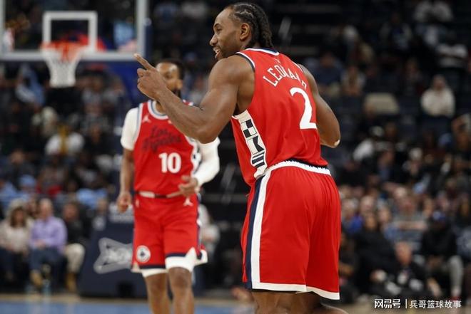 快船附加赛惨败暴露伦纳德防守短板，管理层或