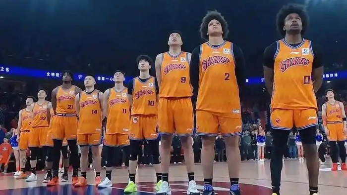 CBA奖项大洗牌：上海包揽四奖 粤辽颗粒无收